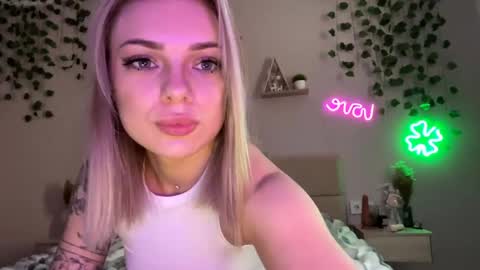 Snapshot of candyrass chatting on 16, 5, 2026 Candy online show from 16, 5, 2026