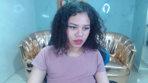 Snapshot of canela_s1 chatting on 8, 10, 2025 canela_s1 online show from 8, 10, 2025