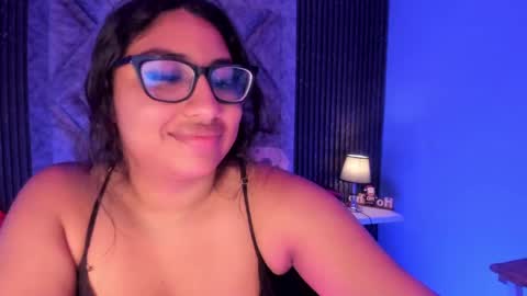 GABRIELA LOPEZ online show from 6, 2, 2025