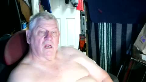 canoelicker69 online show from 16, 7, 2026