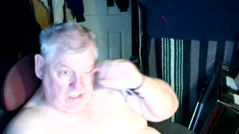 canoelicker69 online show from 19, 7, 2026
