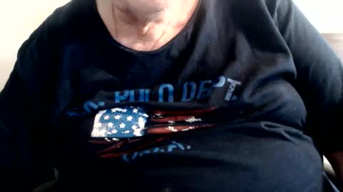 Snapshot of capitanfuturo44 chatting on 10, 6, 2026 Cinzia ex regina online show from 10, 6, 2026