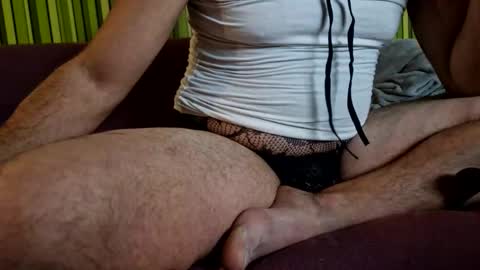 capoo24 online show from 3, 11, 2025