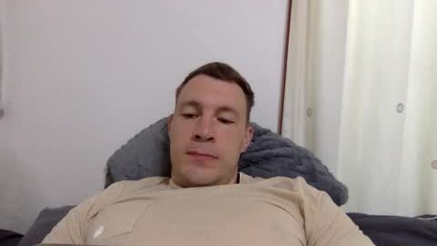 Snapshot of capt_oliver chatting on 11, 2, 2026 follow my twitter online show from 11, 2, 2026