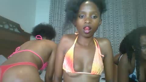 Snapshot of carababey chatting on 13, 2, 2025 carababey online show from 13, 2, 2025