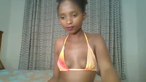 Snapshot of carababey chatting on 1, 3, 2025 carababey online show from 1, 3, 2025