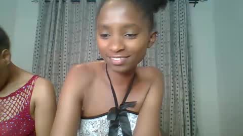 Snapshot of carababey chatting on 2, 3, 2025 carababey online show from 2, 3, 2025