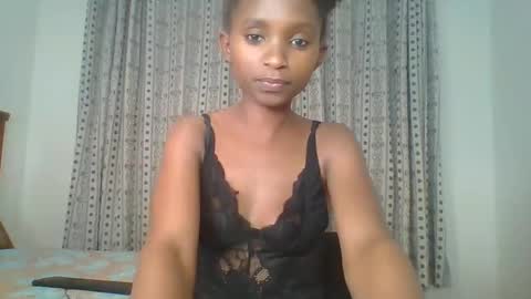 Snapshot of carababey chatting on 4, 3, 2025 carababey online show from 4, 3, 2025