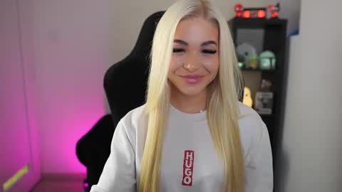 Camilla online show from 24, 11, 2025