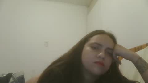 Snapshot of caravibugue chatting on 12, 12, 2024 caravibugue online show from 12, 12, 2024