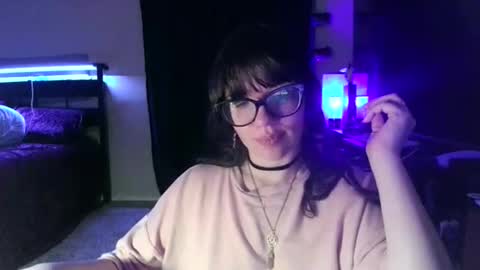 Snapshot of careerwife chatting on 6, 4, 2026 careerwife online show from 6, 4, 2026