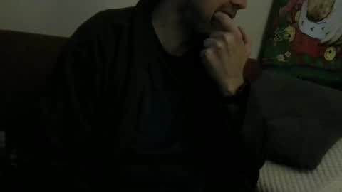 Snapshot of caressonnous chatting on 6, 12, 2024 louis online show from 6, 12, 2024
