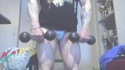 Snapshot of carin_the_body chatting on 18, 4, 2026 Laz online show from 18, 4, 2026