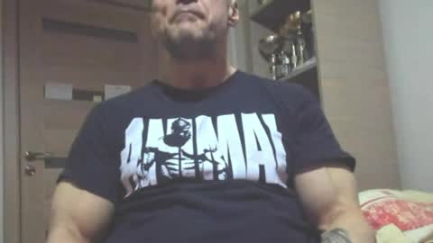 Snapshot of carin_the_body chatting on 21, 5, 2026 Laz online show from 21, 5, 2026