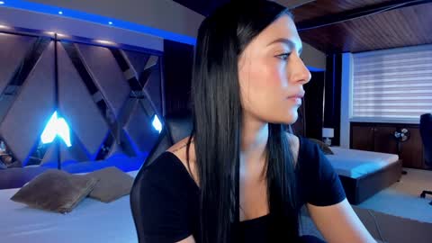 Carina online show from 1, 2, 2025