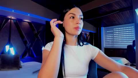 Carina online show from 25, 2, 2025