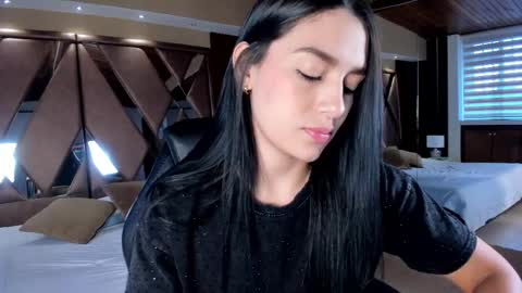 Carina online show from 9, 3, 2025