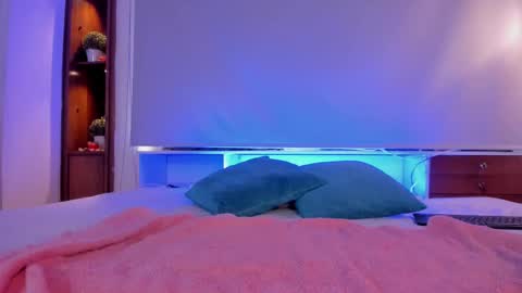 Carina online show from 12, 3, 2025