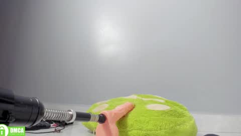 Carla online show from 26, 2, 2025