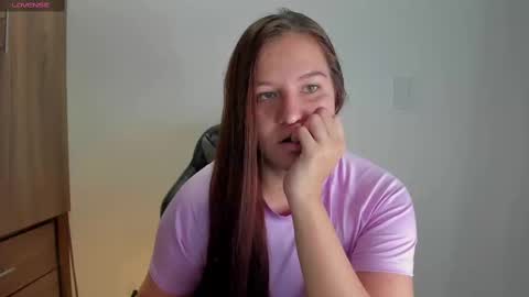 Snapshot of carlaa_smith chatting on 25, 9, 2025 Carla Smith online show from 25, 9, 2025