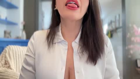 Carla Connor online show from 6, 2, 2026