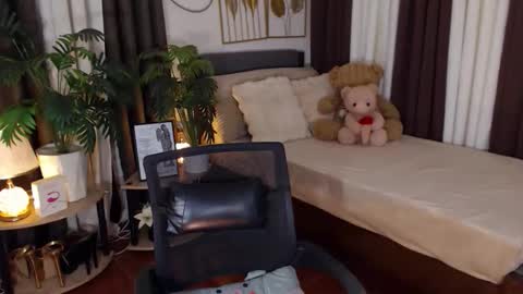 Snapshot of carlamoore23 chatting on 12, 5, 2026 CARLA online show from 12, 5, 2026