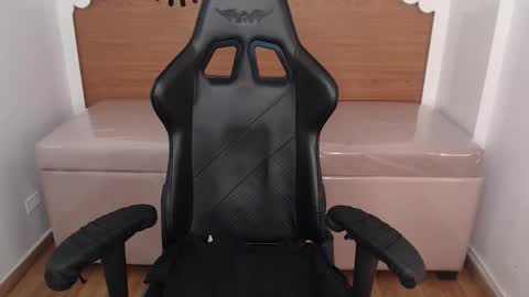 CARLYE   online show from 27, 11, 2025