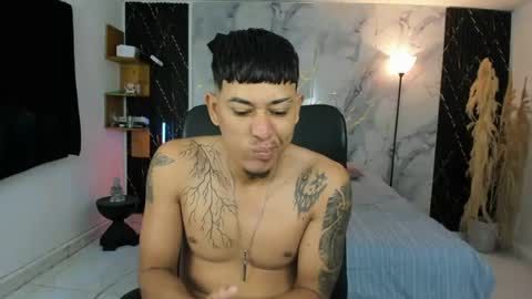 Snapshot of carlitosex09 chatting on 13, 6, 2026 master online show from 13, 6, 2026