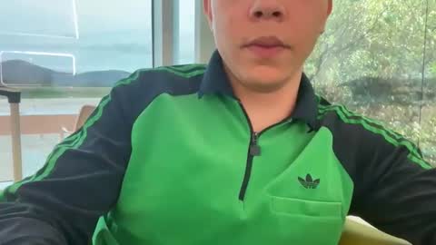 Snapshot of carlos_owen chatting on 25, 10, 2025 carlos_owen online show from 25, 10, 2025