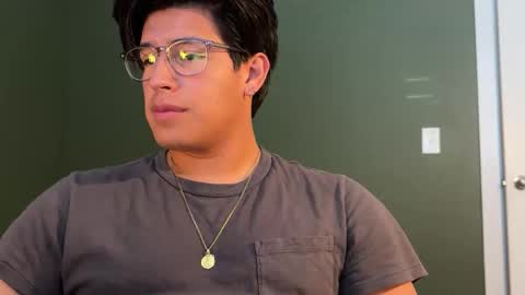 Snapshot of carlosjosecb2 chatting on 29, 10, 2025 carlosjosecb2 online show from 29, 10, 2025