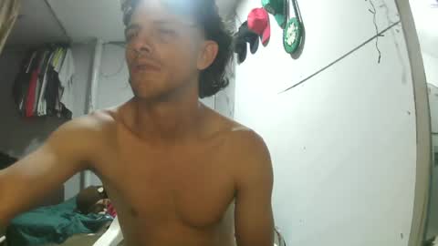 Snapshot of carlossxx96 chatting on 24, 6, 2026 carlossxx96 online show from 24, 6, 2026