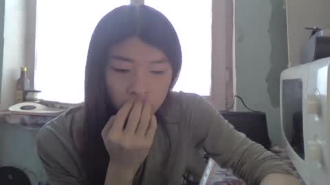 CarlyJoy online show from 1, 3, 2025