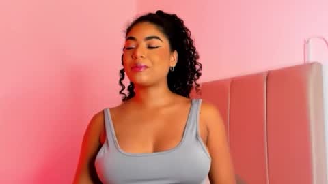 Littlecarly  online show from 16, 1, 2026