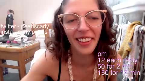 Snapshot of carlypearls chatting on 22, 12, 2024 Carly Pearls online show from 22, 12, 2024