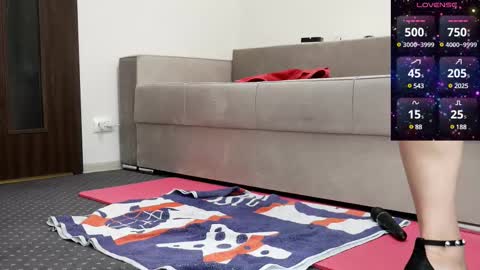 Snapshot of carmela_fox chatting on 27, 2, 2025 Carmela online show from 27, 2, 2025