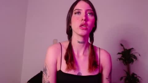 carmennrusso online show from 28, 11, 2025