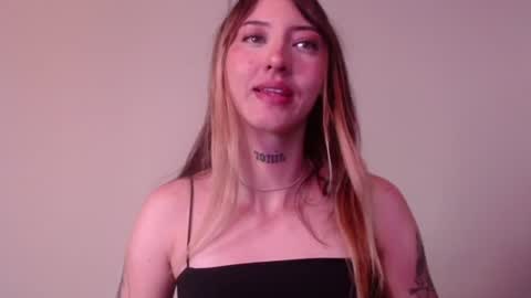 Snapshot of carmennrusso chatting on 9, 7, 2026 carmennrusso online show from 9, 7, 2026