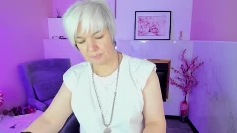 Carmen online show from 17, 9, 2025