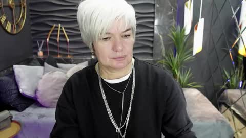 Carmen online show from 24, 9, 2025