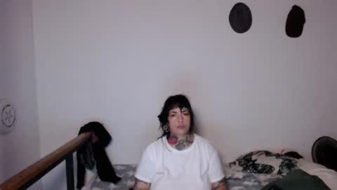 CARMILLA ROSS online show from 2, 12, 2025