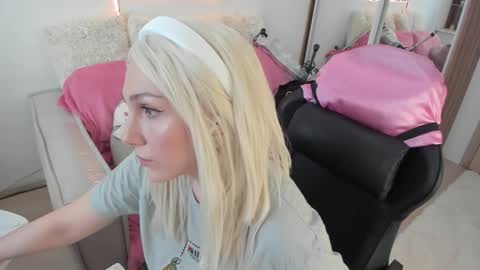 carol_may_ online show from 11, 2, 2026