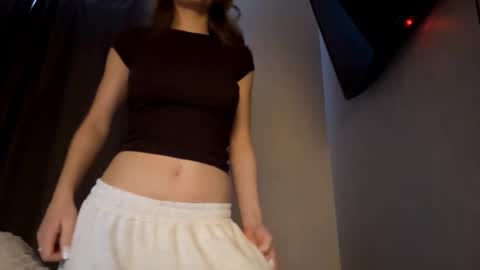 Snapshot of carolecronan chatting on 9, 1, 2026 Lisa online show from 9, 1, 2026