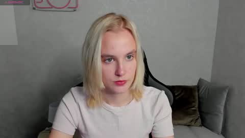 Snapshot of carolin_miller chatting on 16, 9, 2025 Carol online show from 16, 9, 2025