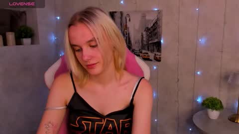 Snapshot of carolin_miller chatting on 27, 9, 2025 Carol online show from 27, 9, 2025