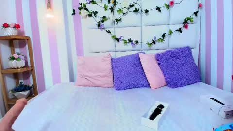 Carolina online show from 6, 3, 2025