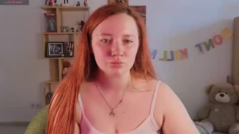 Snapshot of carolina_winter chatting on 23, 6, 2026 Mira online show from 23, 6, 2026