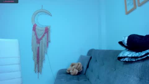 Carolina online show from 11, 10, 2025