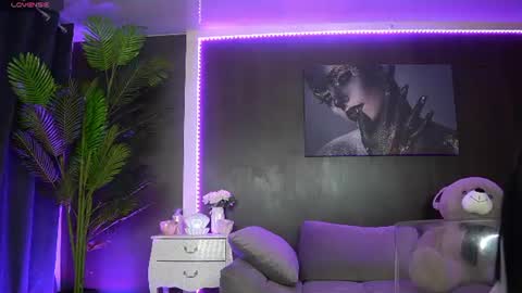 Snapshot of carolinapetra chatting on 23, 7, 2026 Mellany online show from 23, 7, 2026
