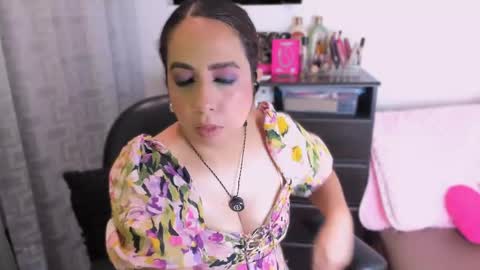 carolina online show from 15, 4, 2026