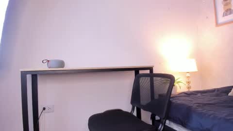  Caroline  online show from 17, 1, 2026